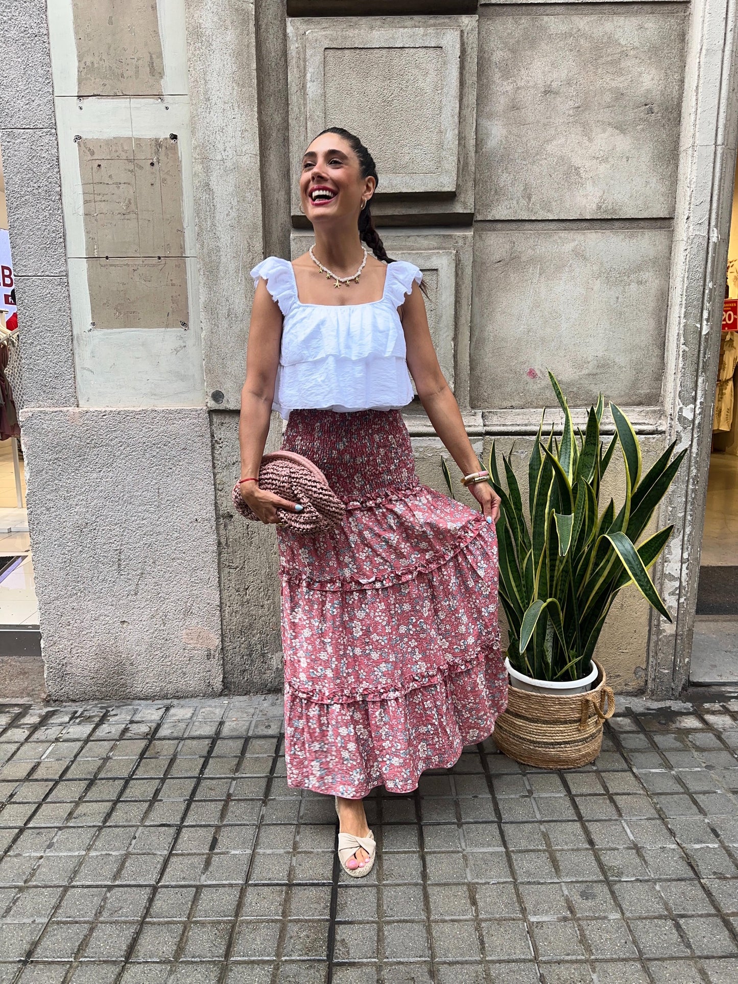 Falda Deal