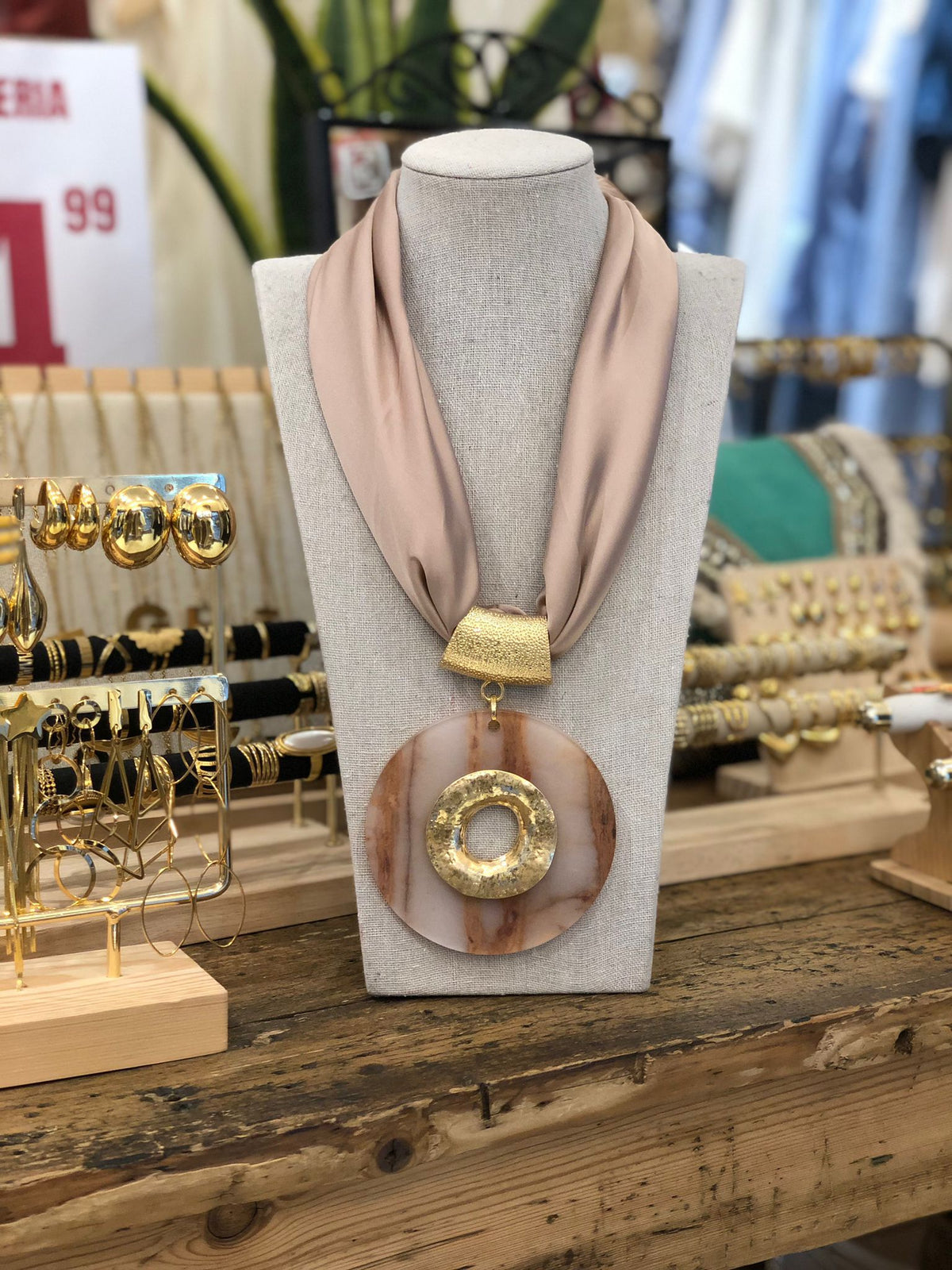 Collar Sun